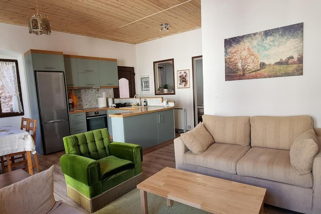 Gs Home Gythio Exterior foto